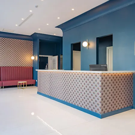 玛丽酒店 酒店