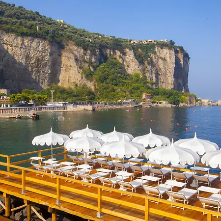 Mary Hotel Vico Equense