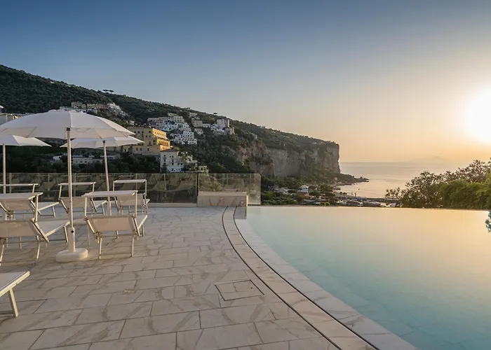 Mary Hotel Vico Equense