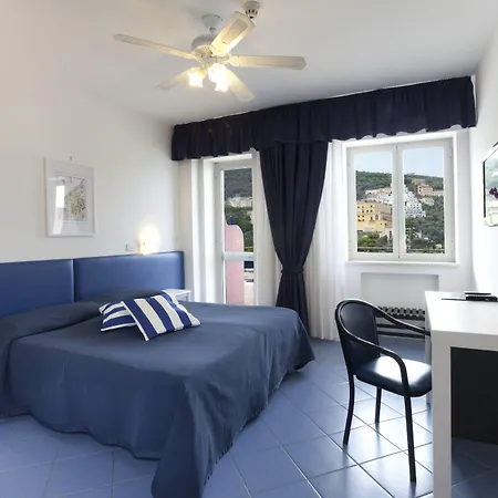 Mary Hotel