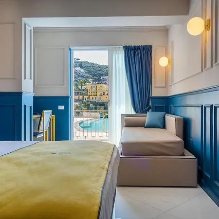 Mary Hotel 4*
